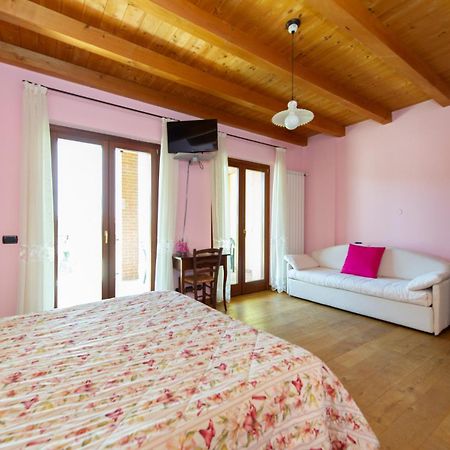 Agriturismo Lis Rosis Medea Esterno foto
