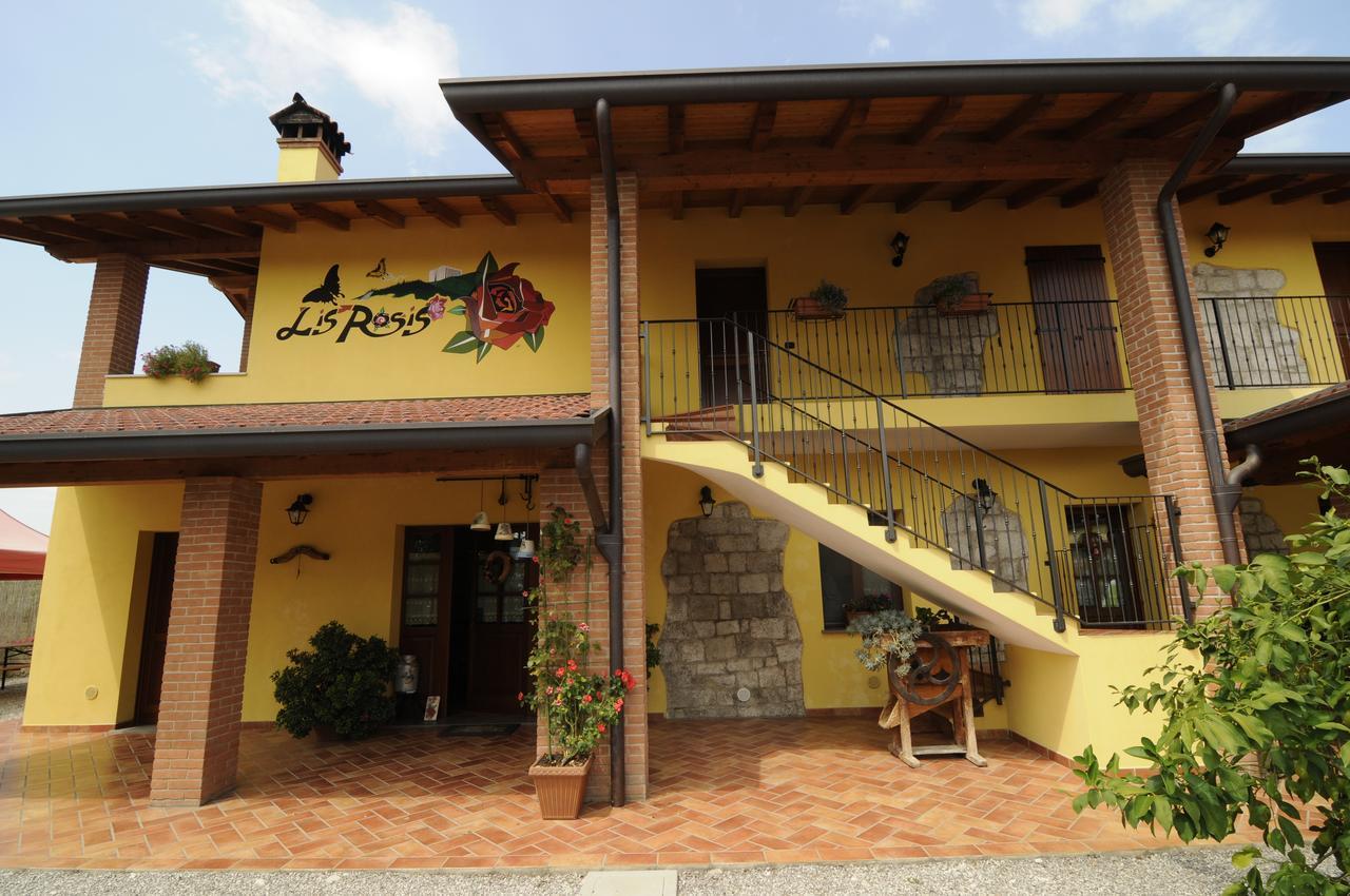 Agriturismo Lis Rosis Medea Esterno foto