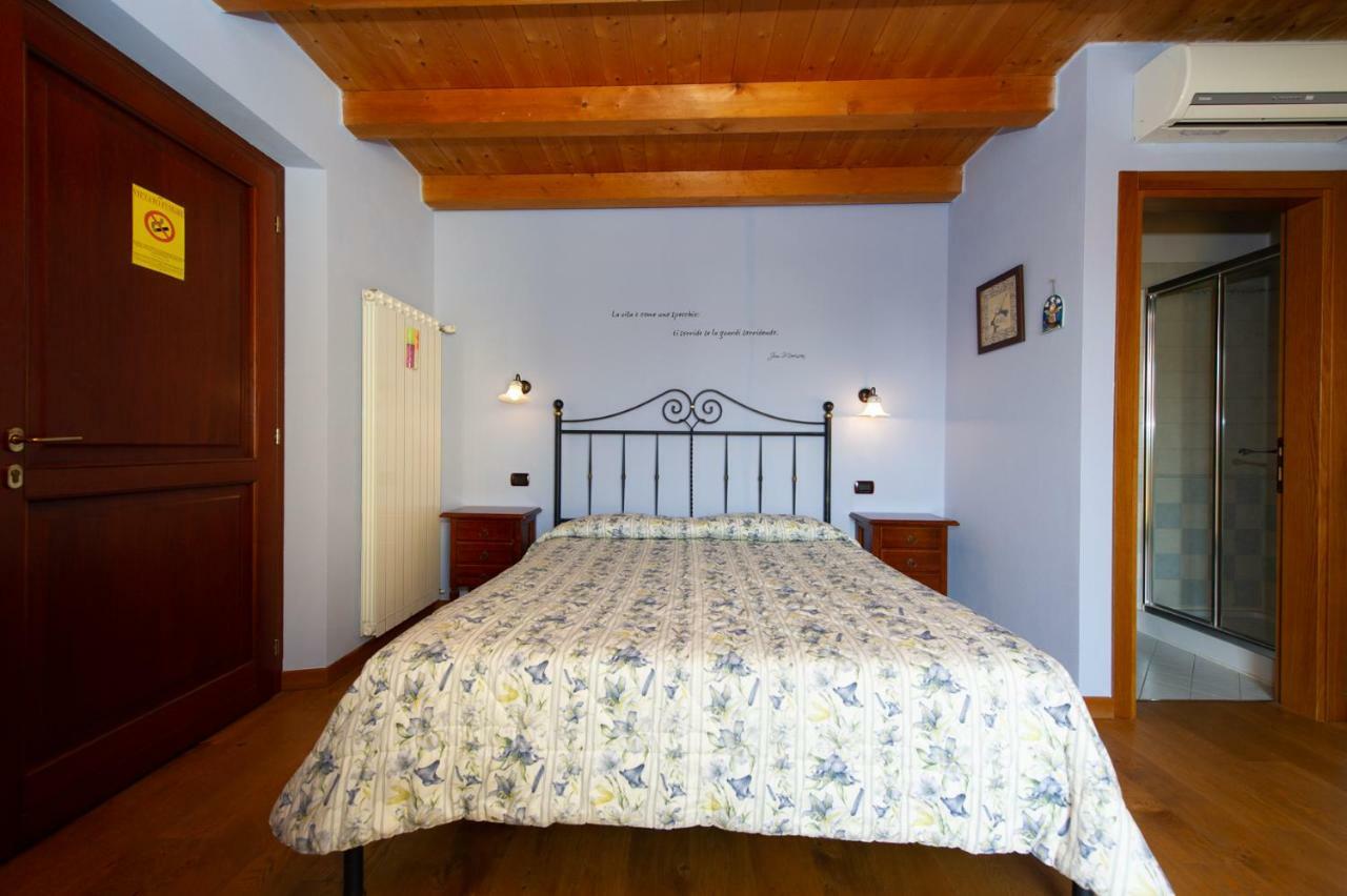 Agriturismo Lis Rosis Medea Esterno foto